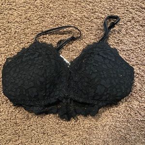Black lace bra, kinda worn, size medium.